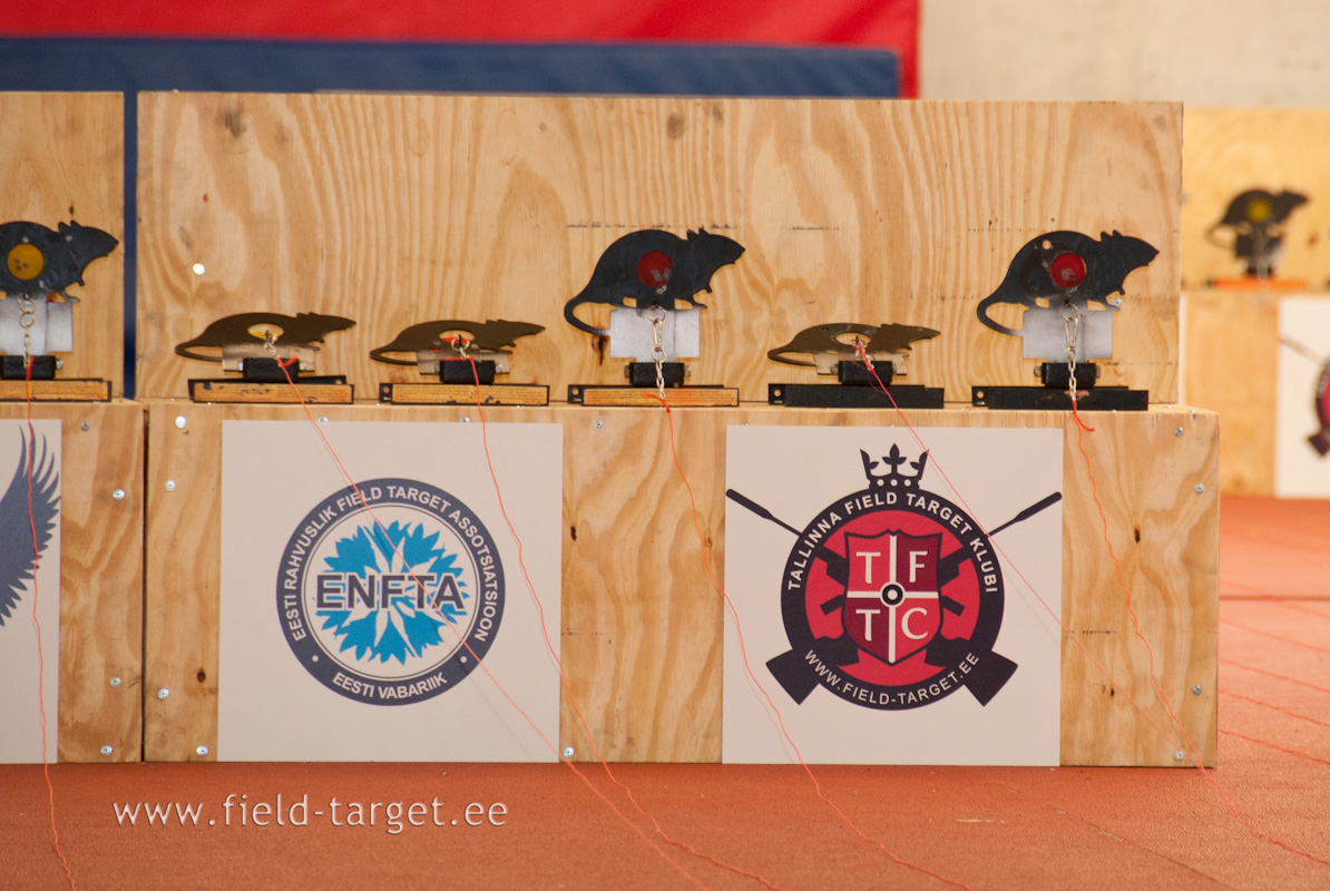 Rada Nr.2 - rotid 40 mm avaga 15 m kaugusel. Naiste ja noorte rada.